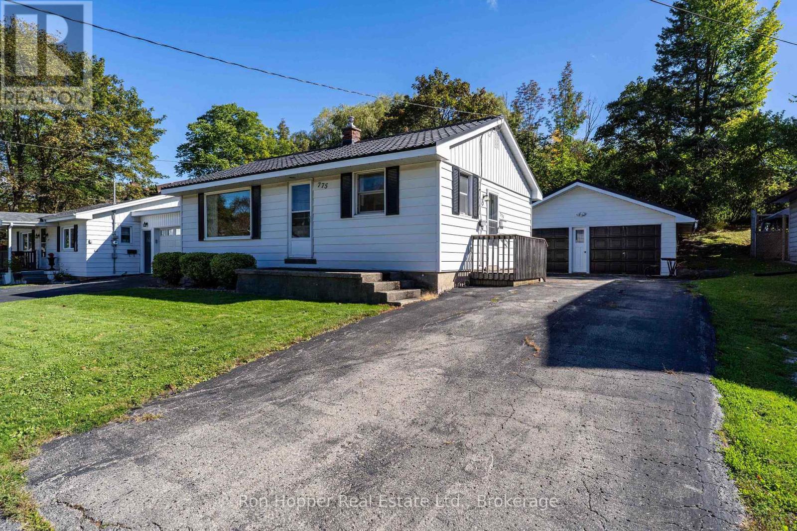 775 8th Avenue E Property Photo 42