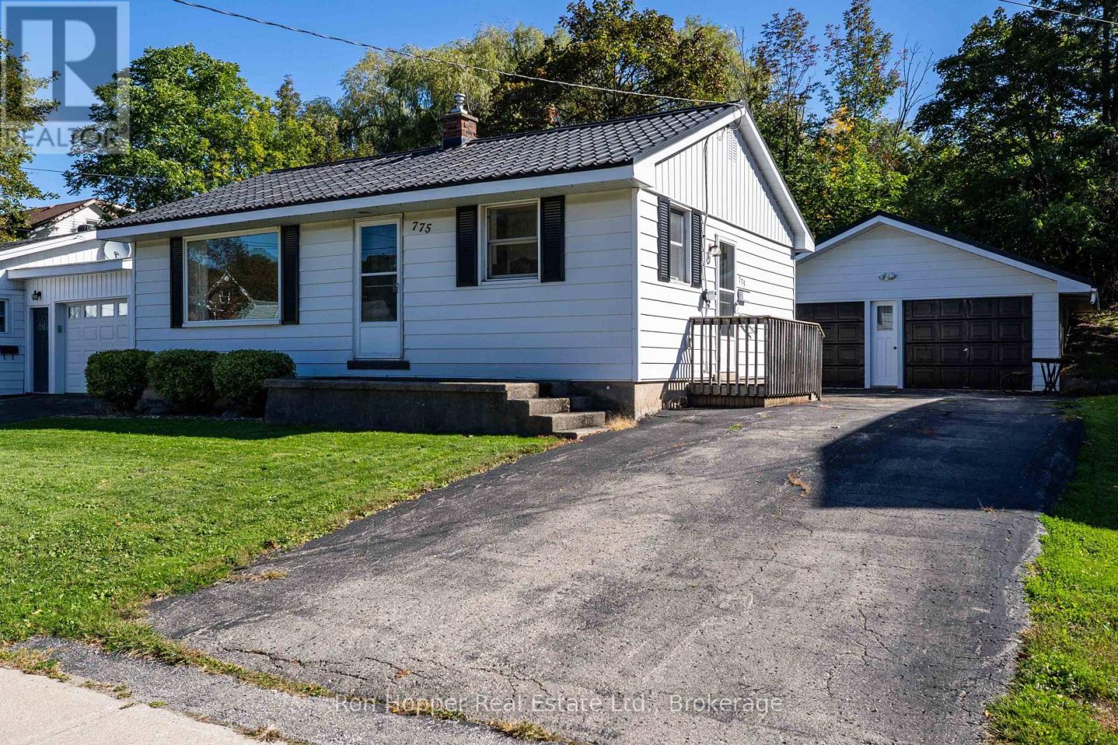 775 8th Avenue E Property Photo 43