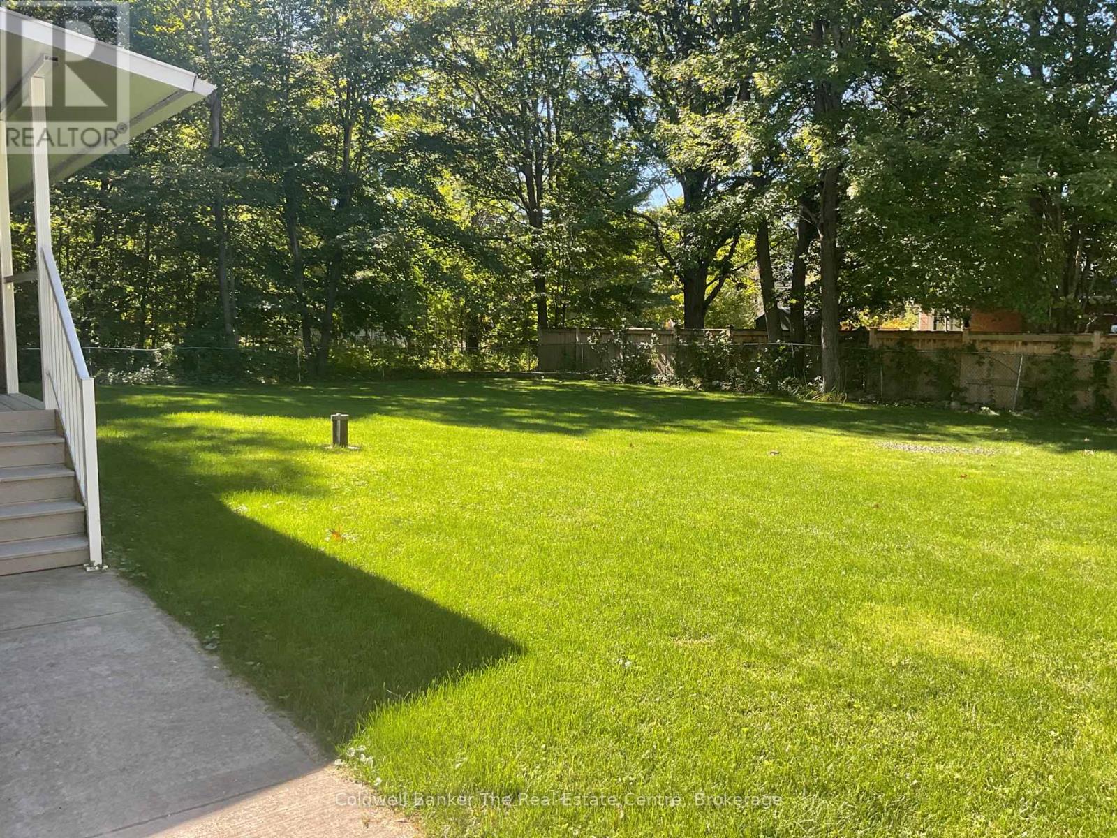 105 Wellington Street Property Photo 8