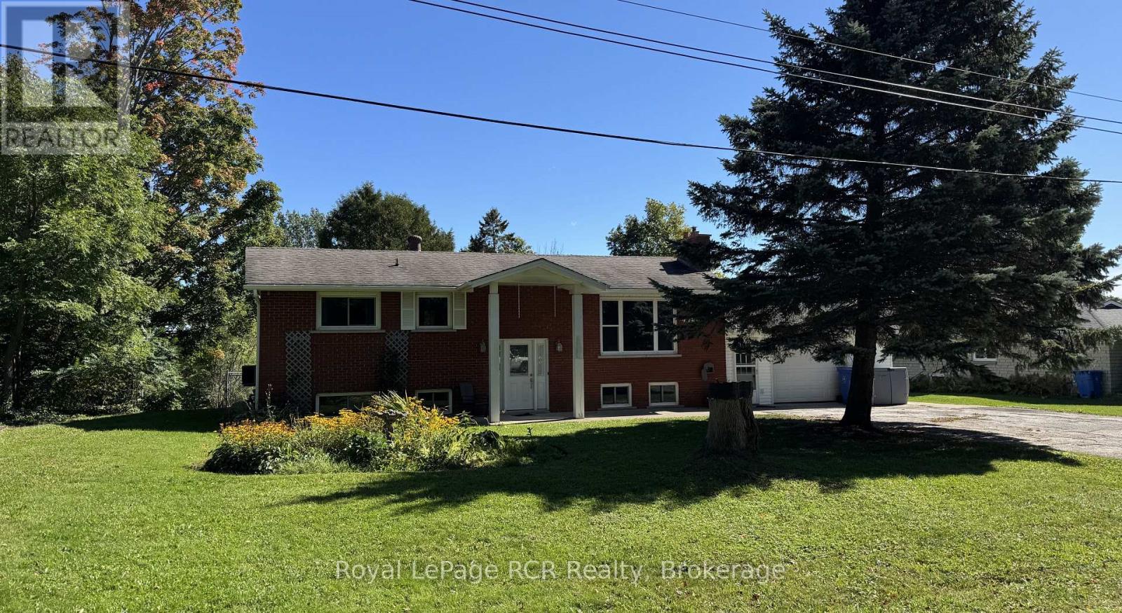 105 Maple Grove Lane Property Photo 1