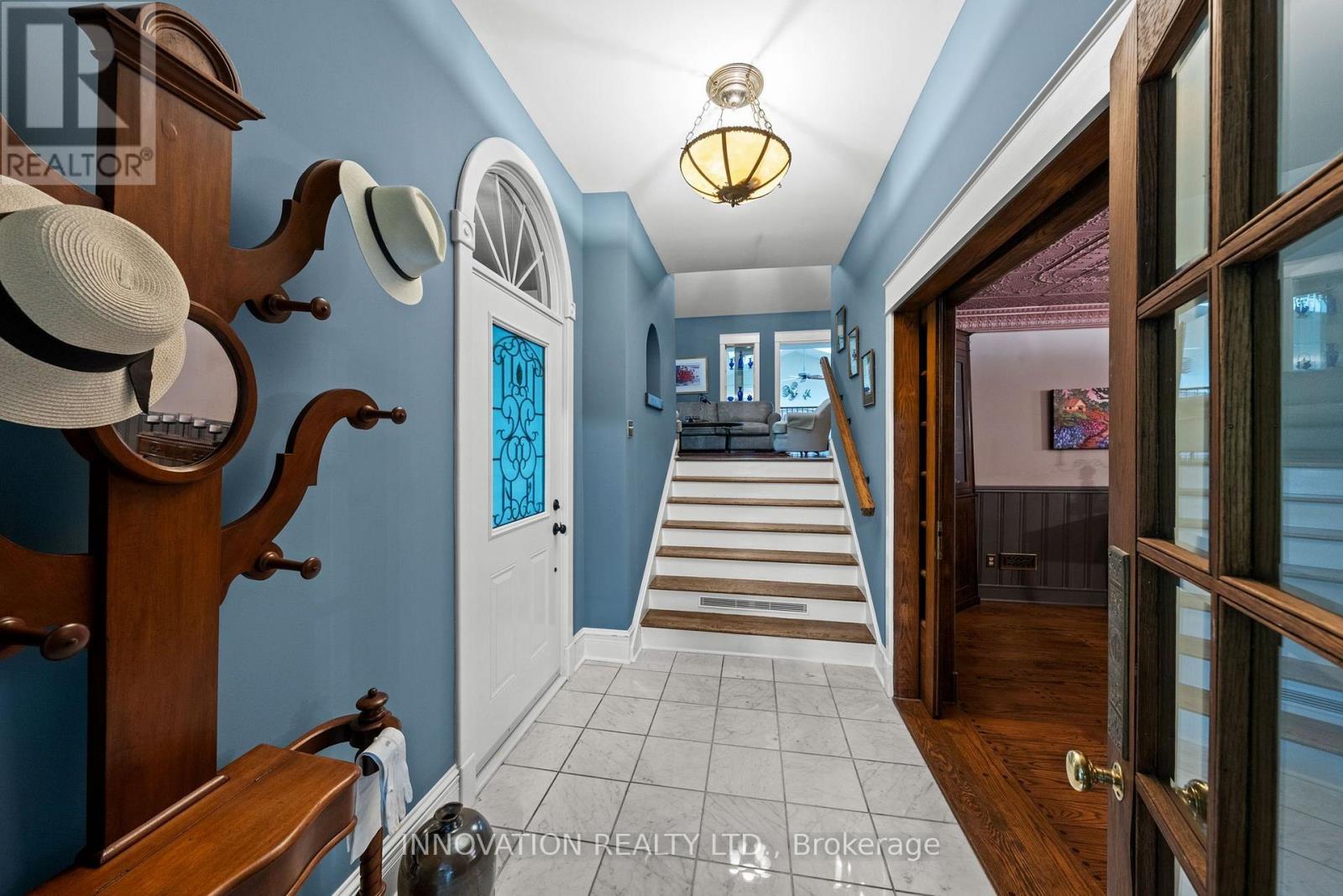 594 Rae Road Property Photo 4