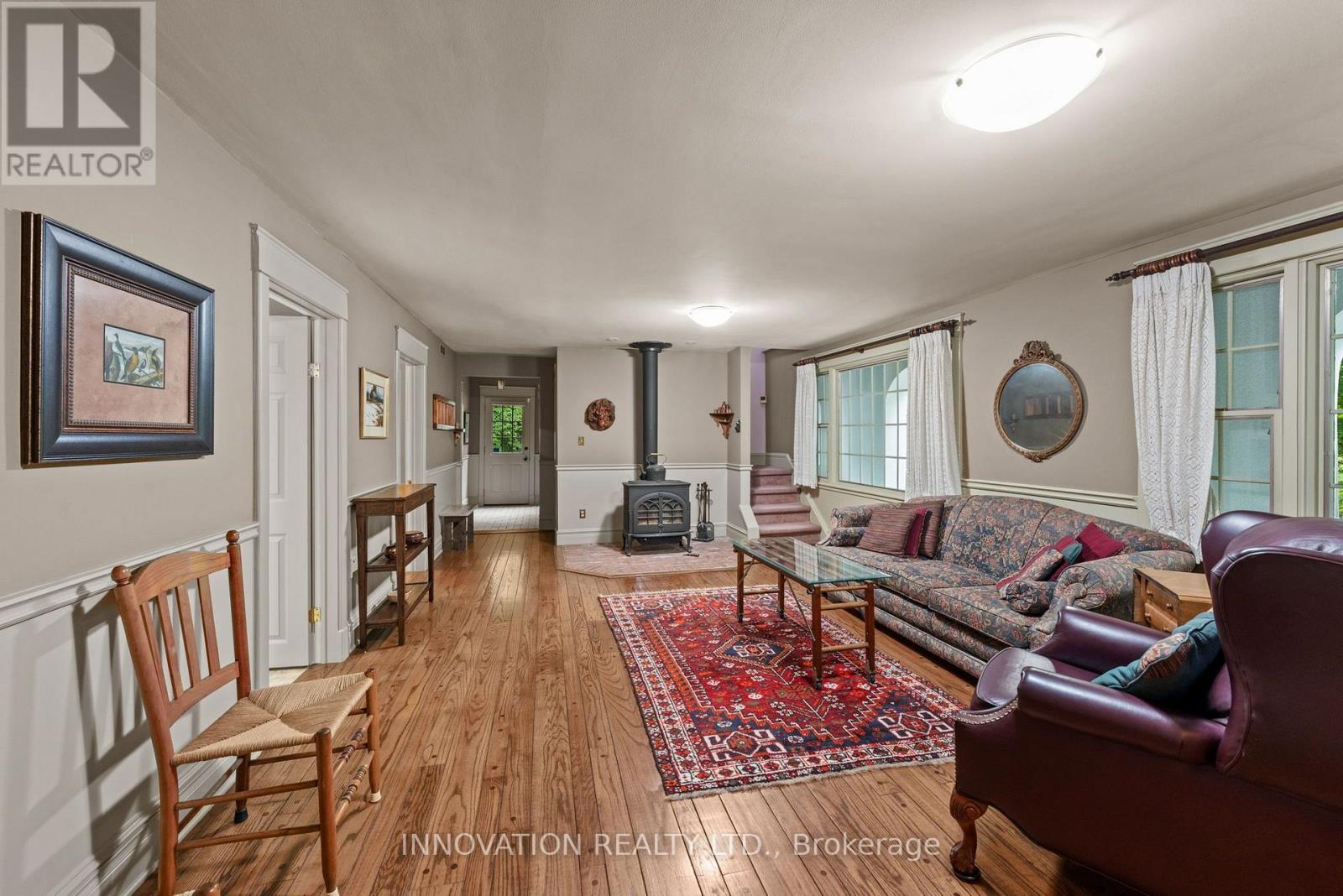 594 Rae Road Property Photo 5