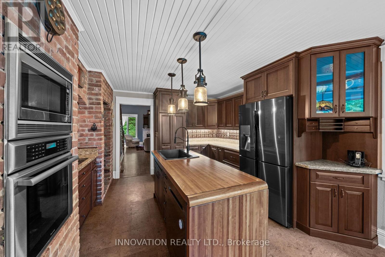 594 Rae Road Property Photo 13