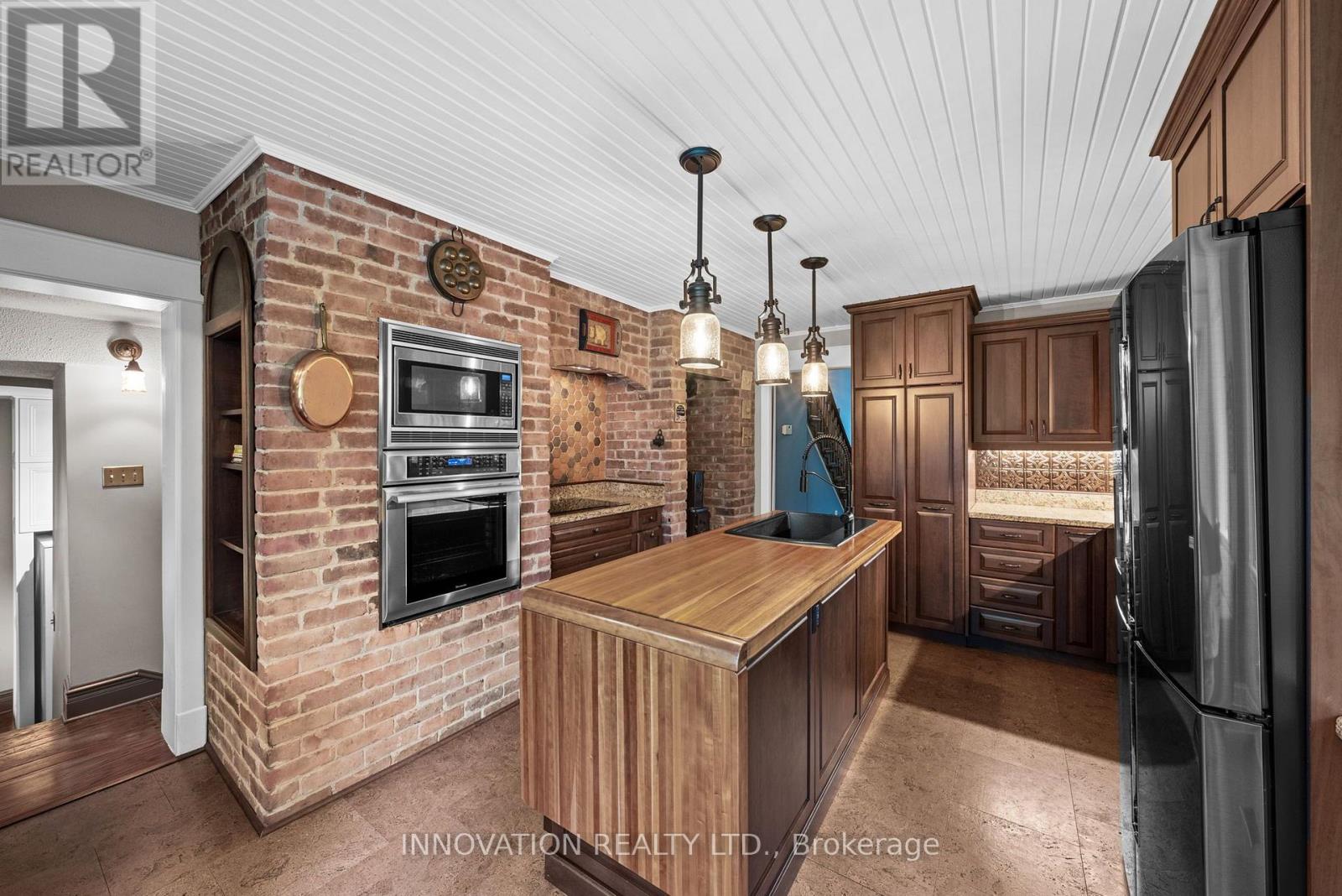 594 Rae Road Property Photo 14