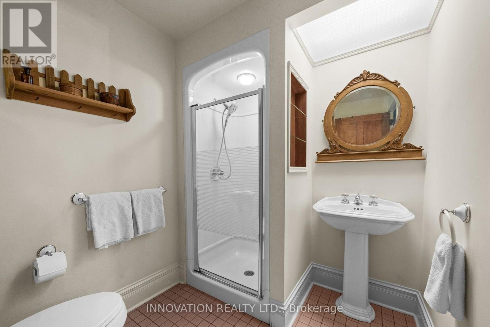 594 Rae Road Property Photo 24
