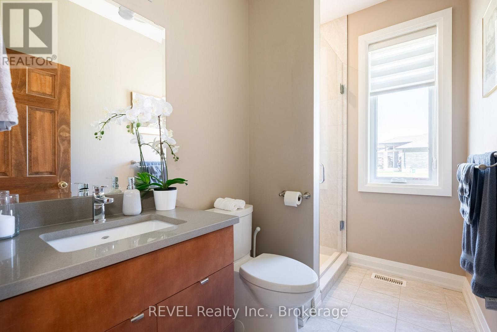 19 Francesco Crescent Property Photo 6