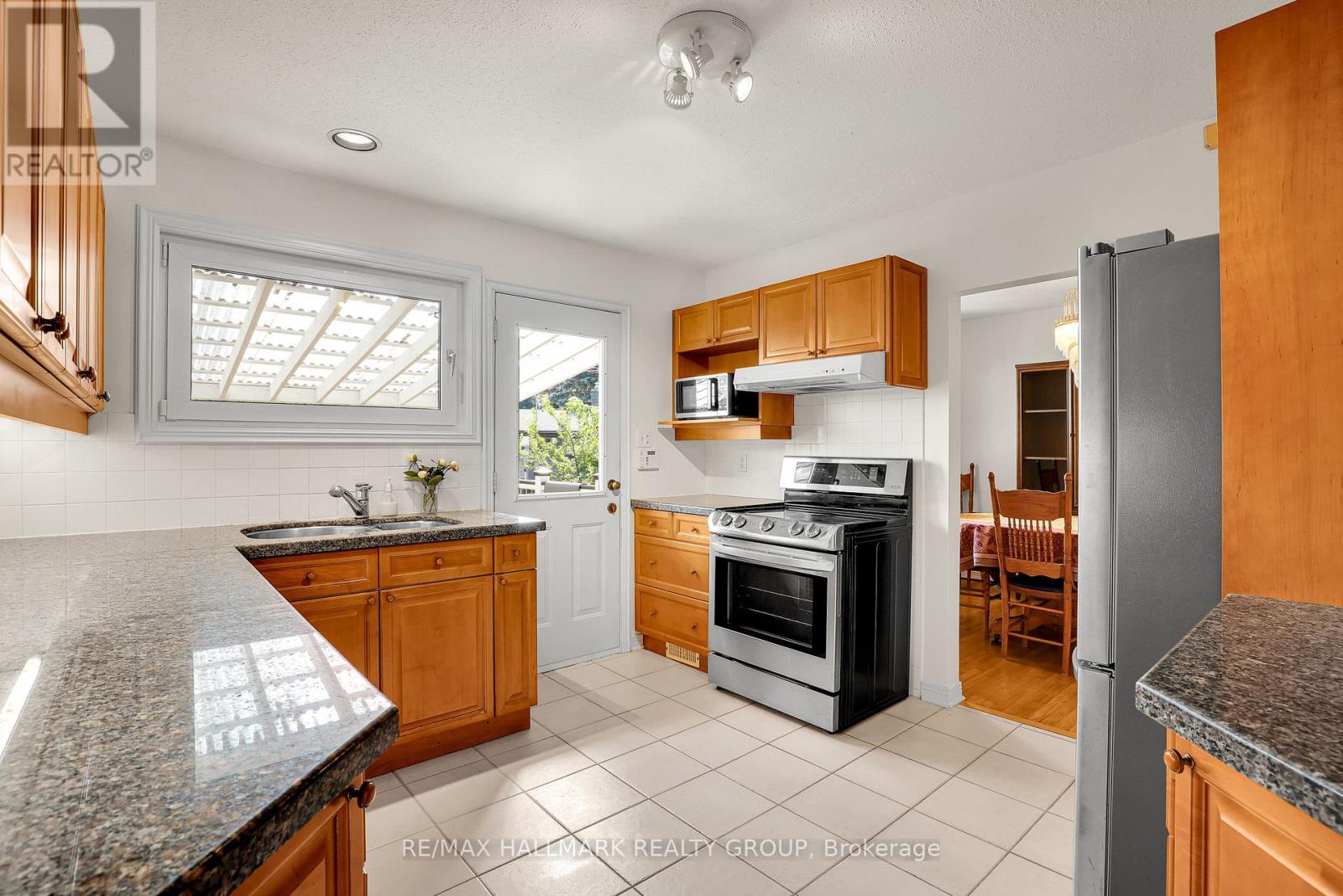 37 Lyall Street Property Photo 13