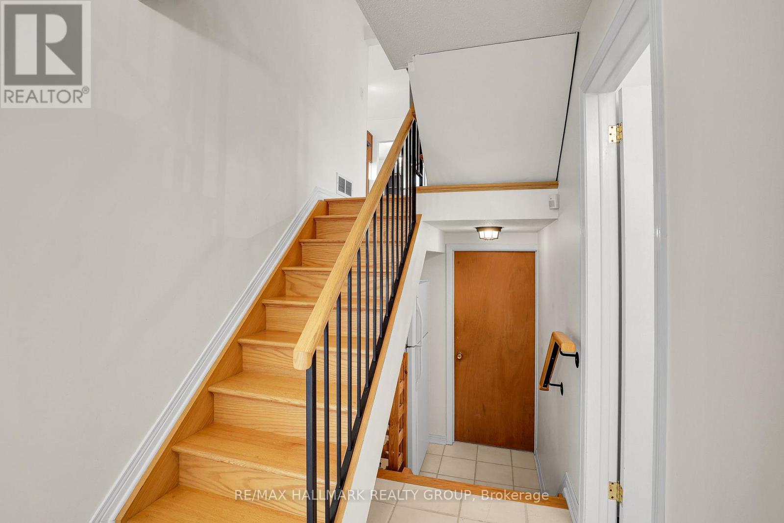37 Lyall Street Property Photo 23