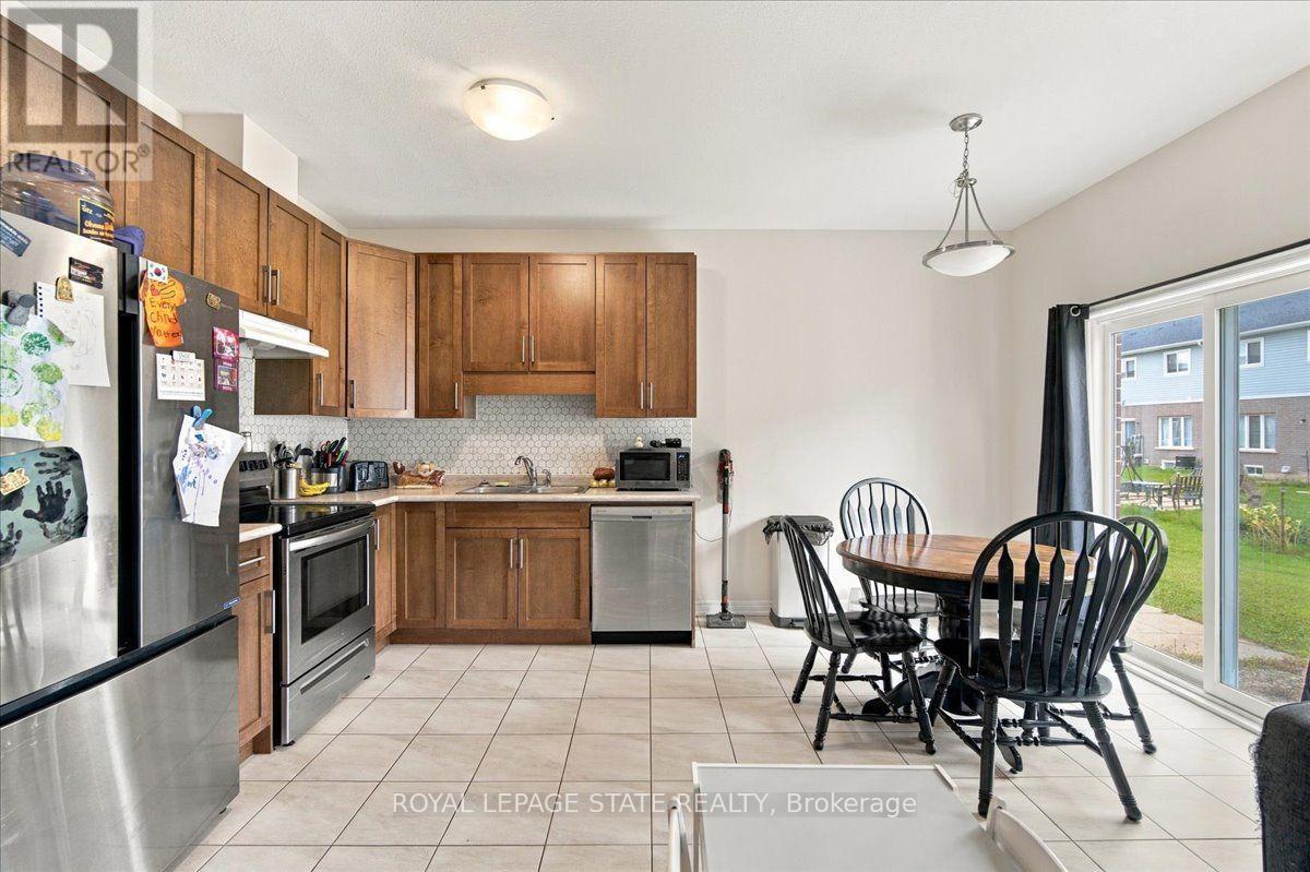 125 Sunflower Place Property Photo 7