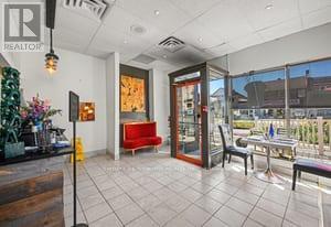 27 Beckwith Street N Property Photo 3