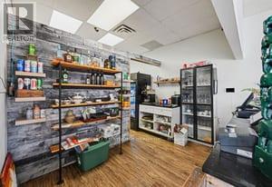 27 Beckwith Street N Property Photo 10