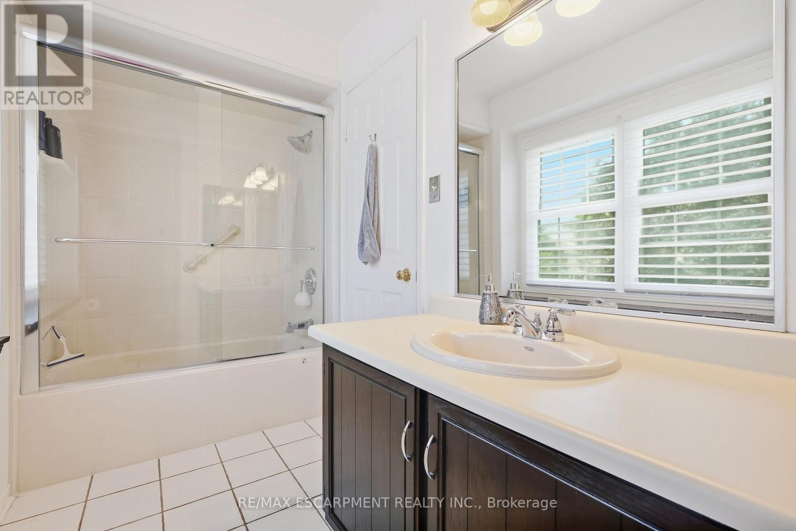 5 Michelle Drive Property Photo 35