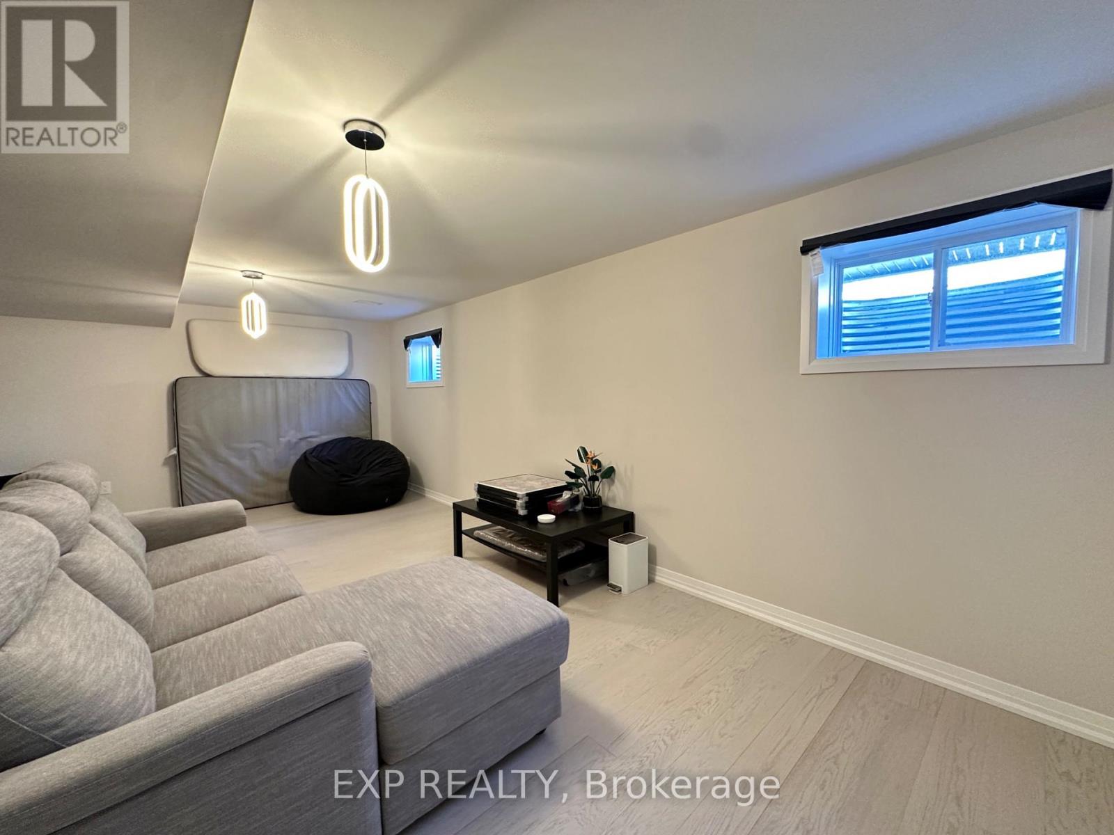 3073 Travertine Way Property Photo 21