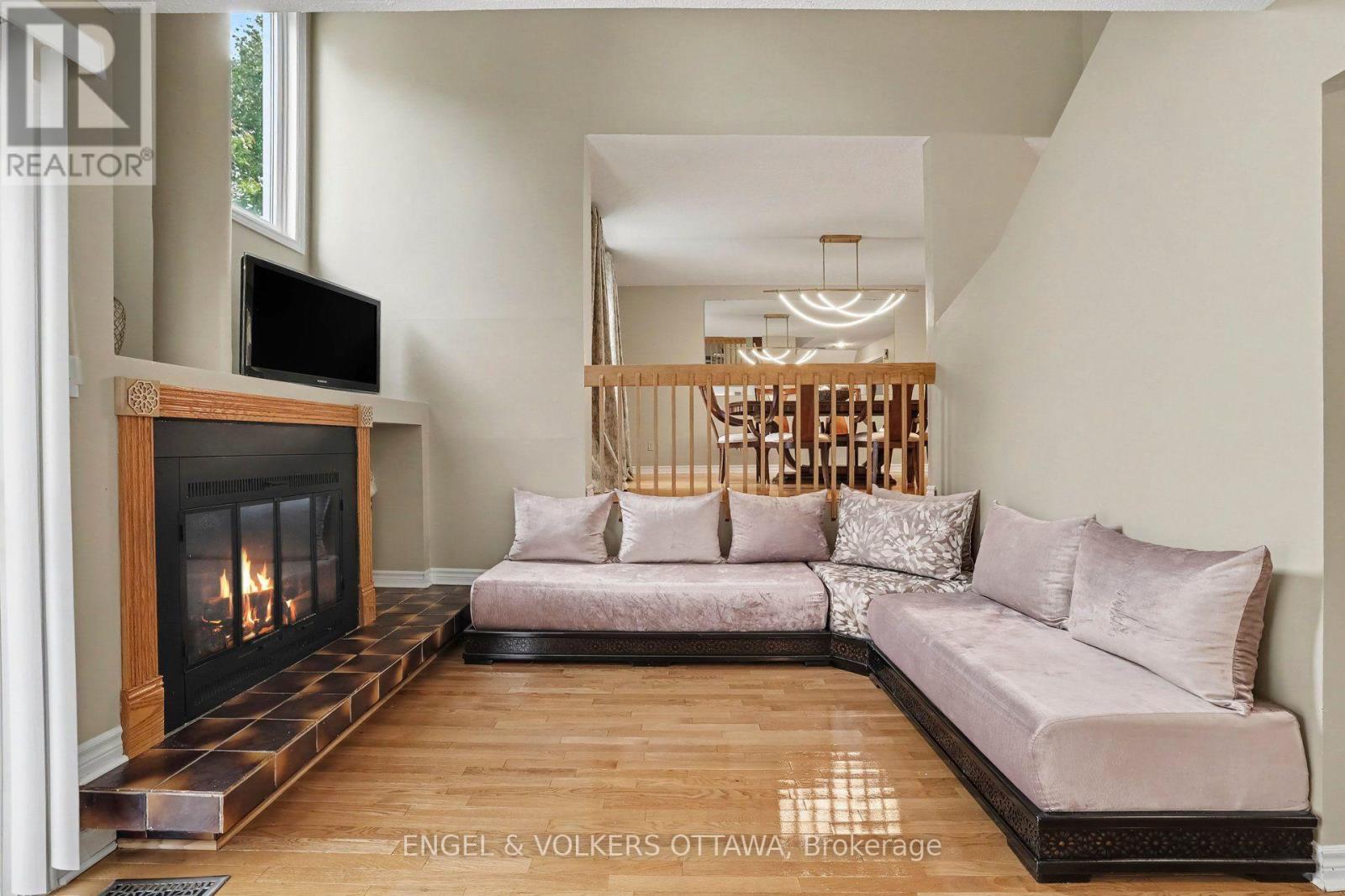 15 Archer Square Property Photo 9