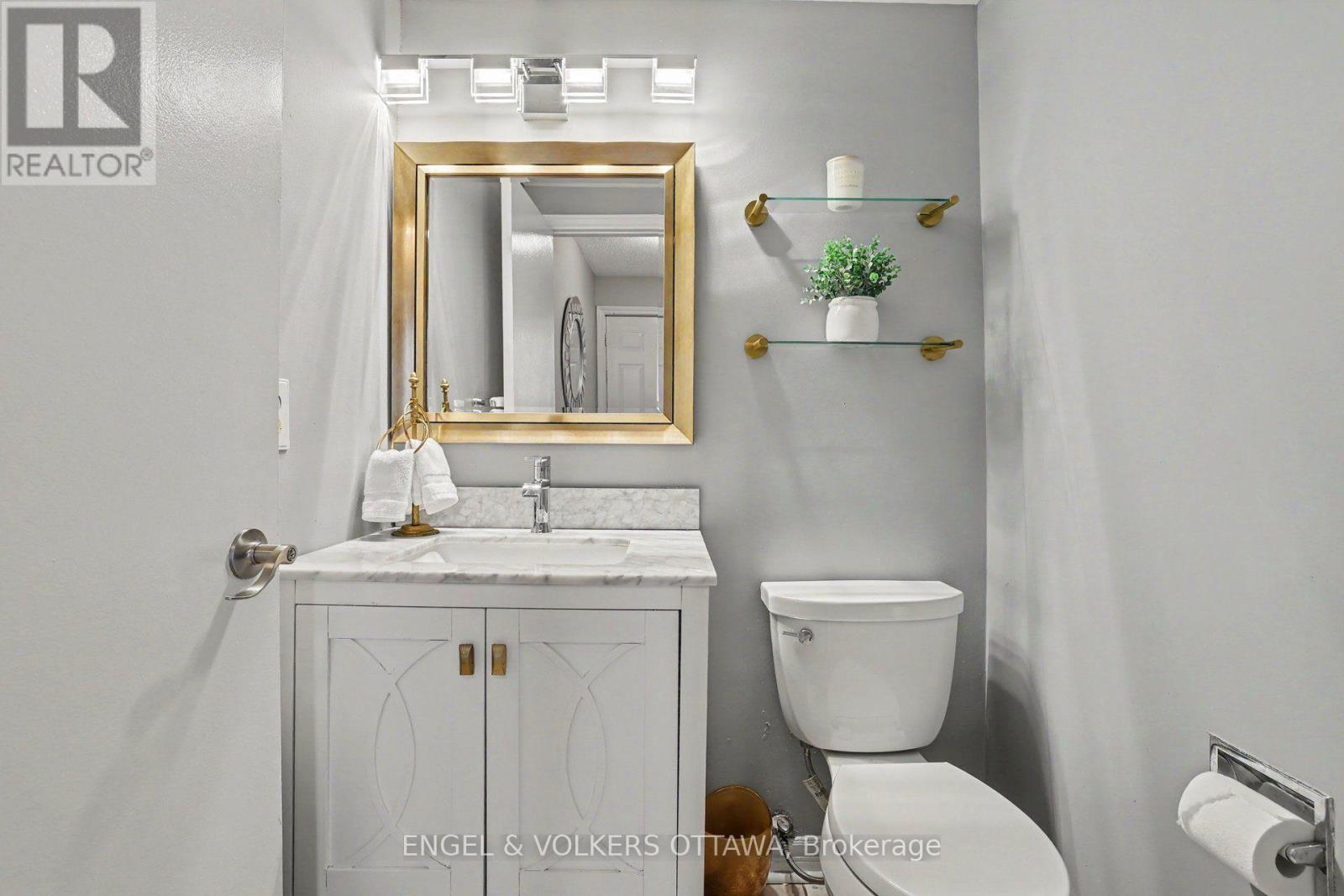 15 Archer Square Property Photo 22