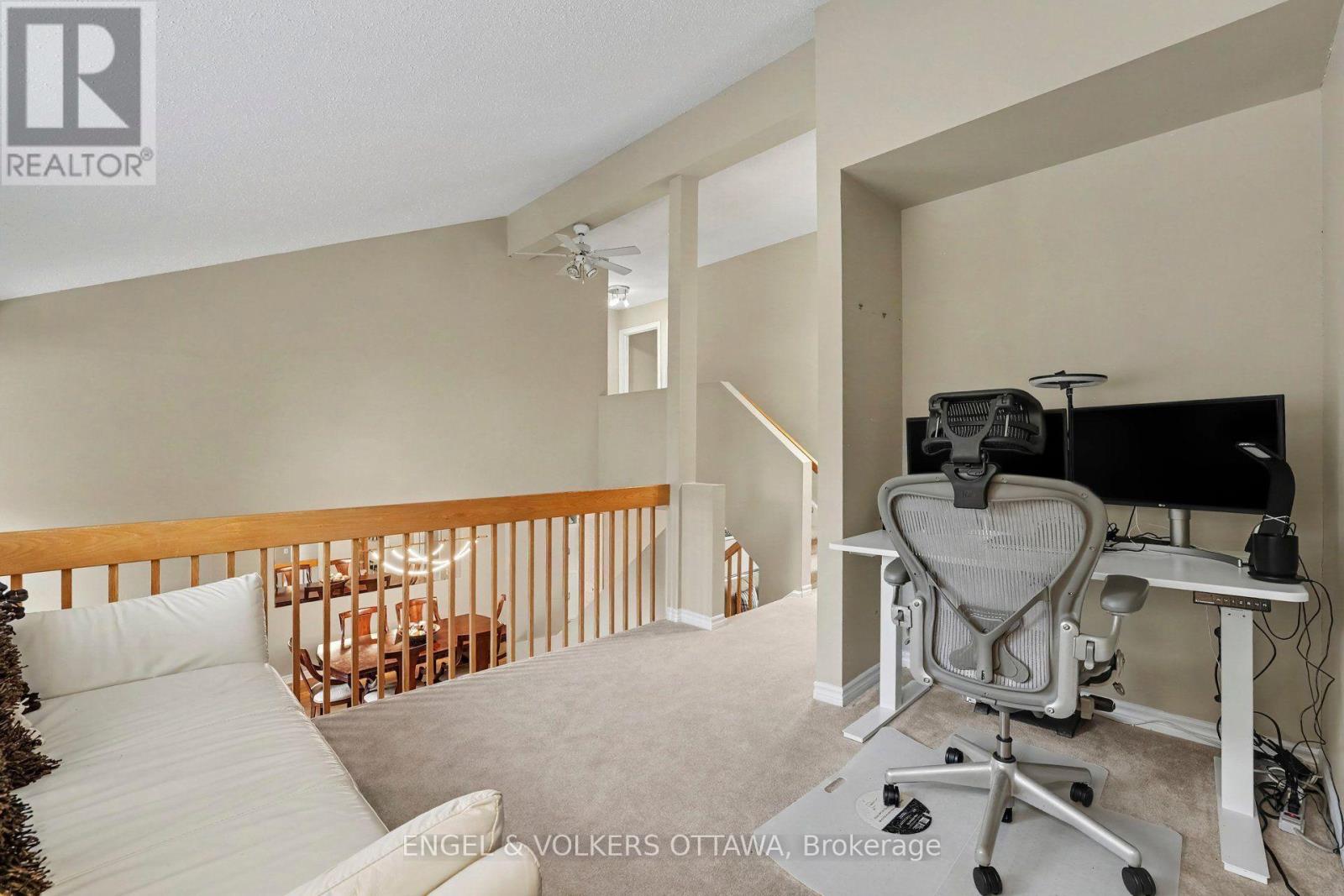 15 Archer Square Property Photo 24