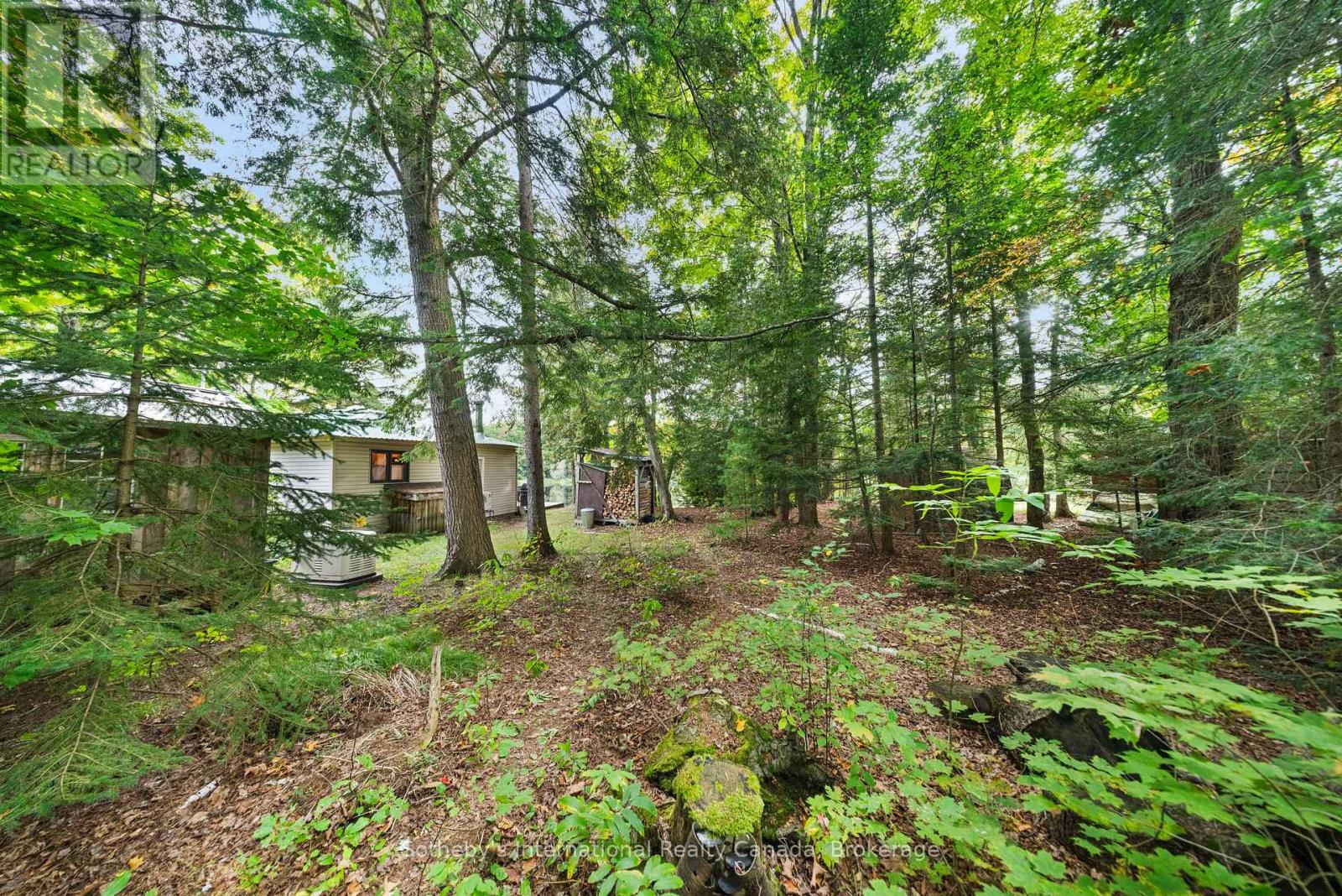 1054 Keysbury Drive Property Photo 11