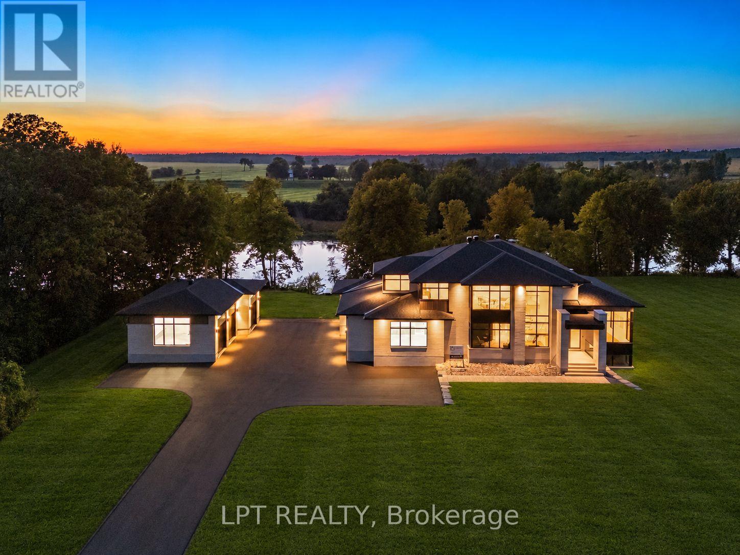 1063 River Road Property Photo 1