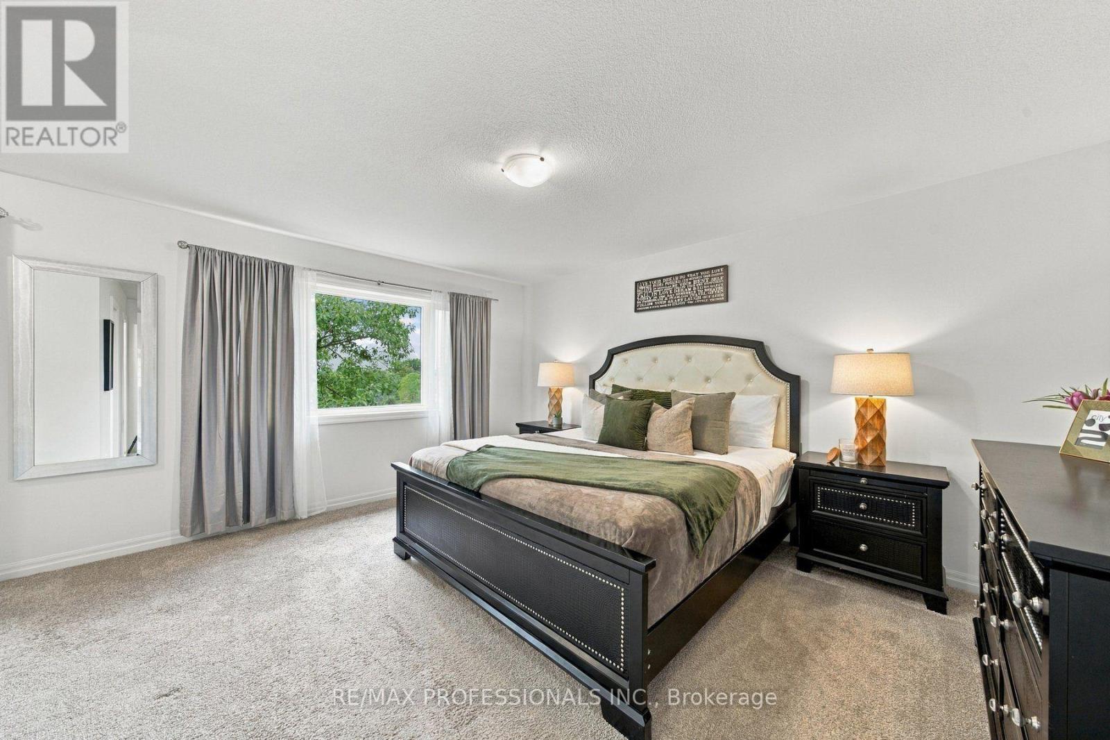 31 - 135 Hardcastle Drive Property Photo 17