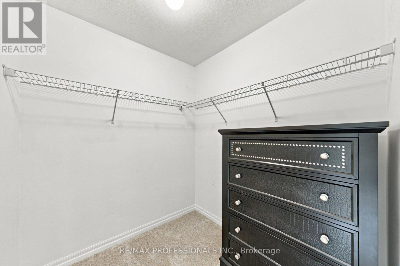 31 - 135 Hardcastle Drive Property Photo 20