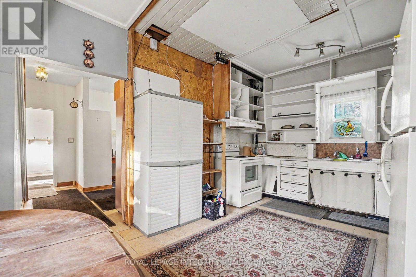 1261 Rodney Lane Property Photo 6