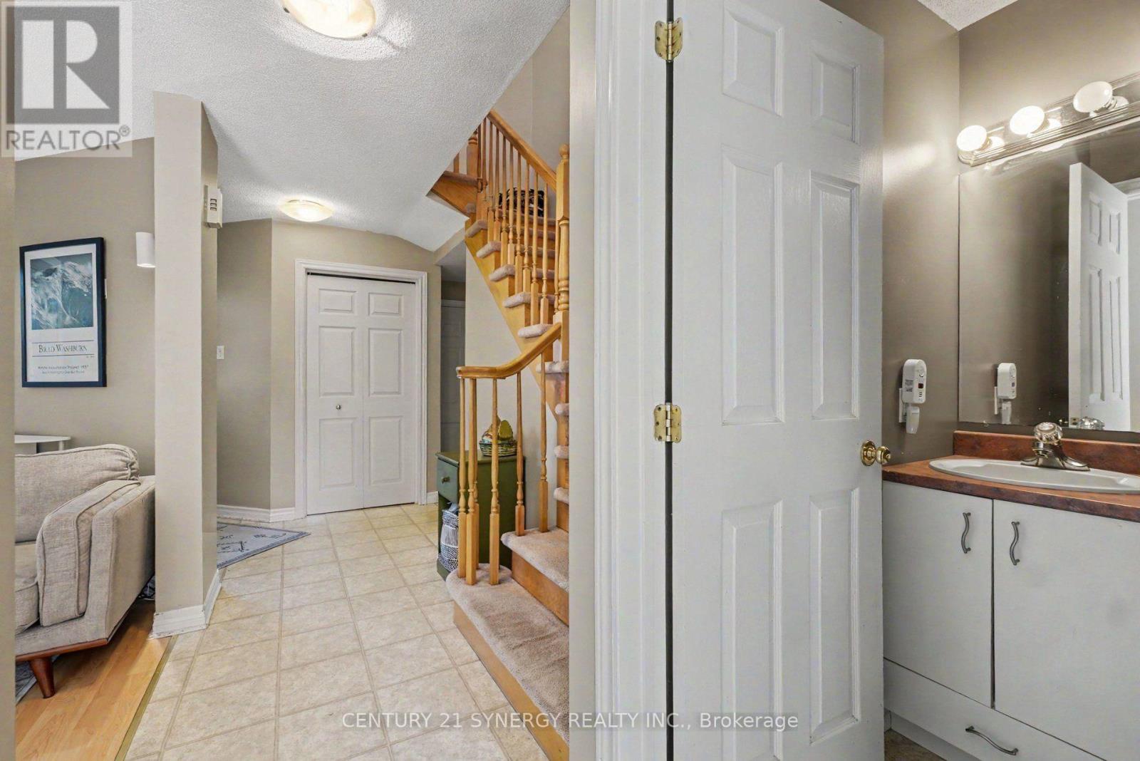 63 Lafleche Boulevard Property Photo 12
