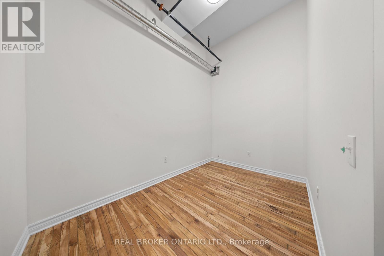 215 - 150 Mill Street Property Photo 3