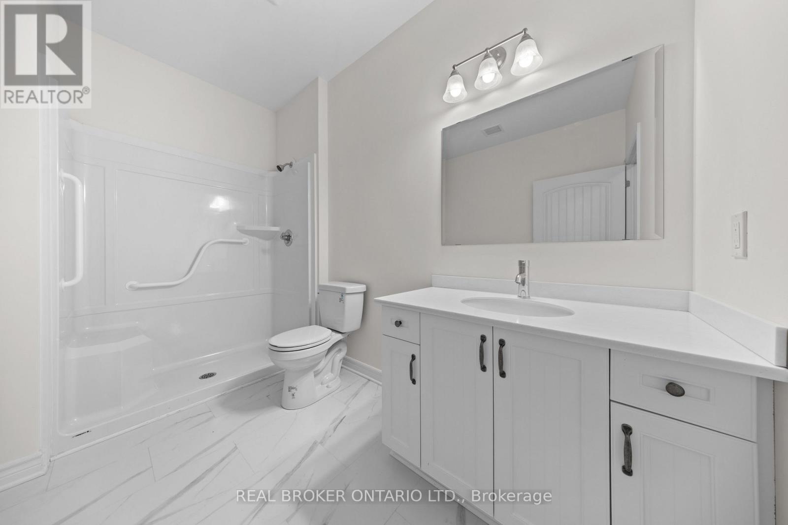 215 - 150 Mill Street Property Photo 4