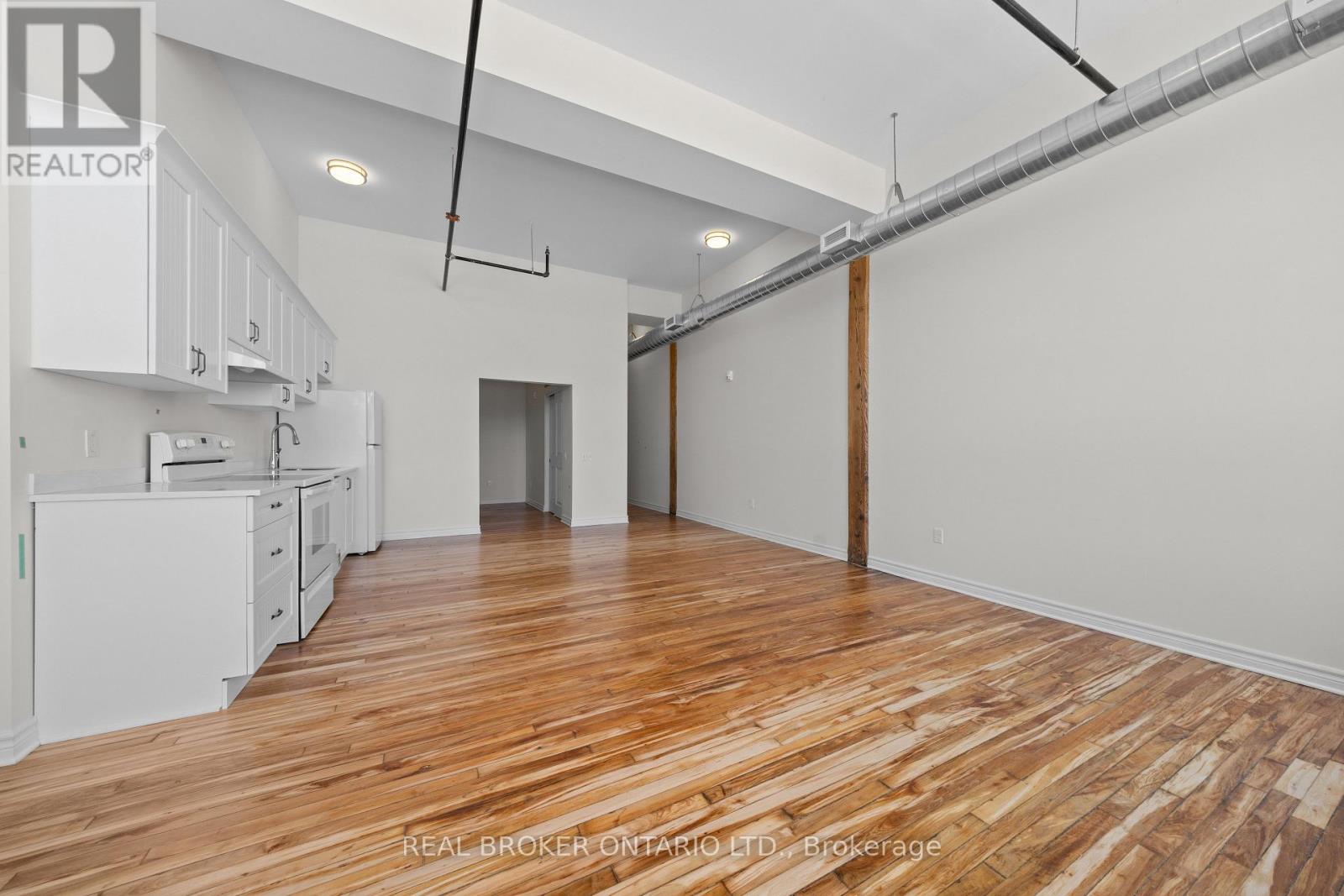 215 - 150 Mill Street Property Photo 5