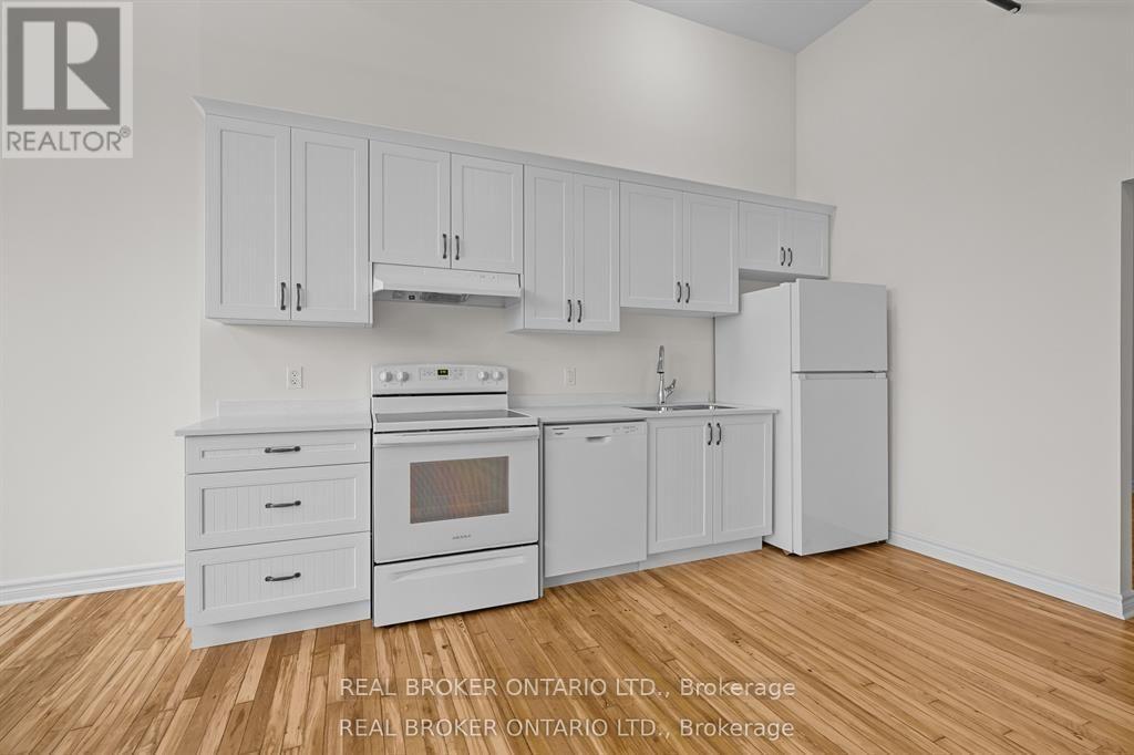215 - 150 Mill Street Property Photo 8