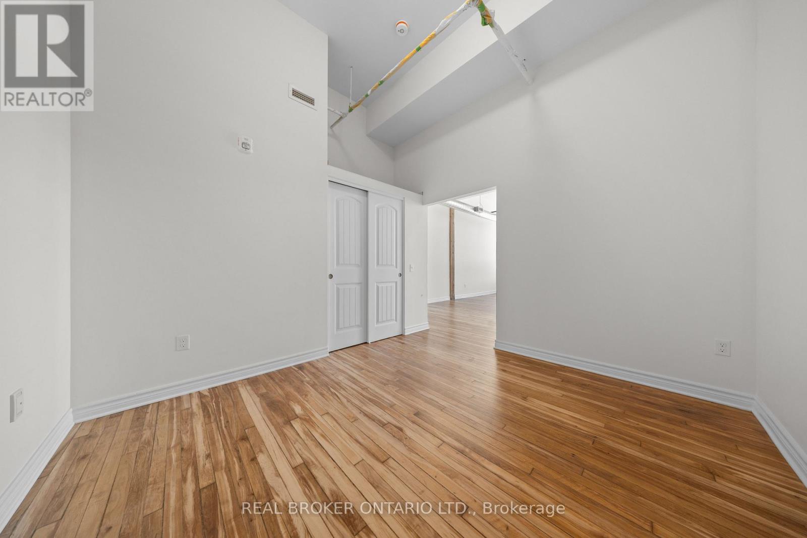 215 - 150 Mill Street Property Photo 10