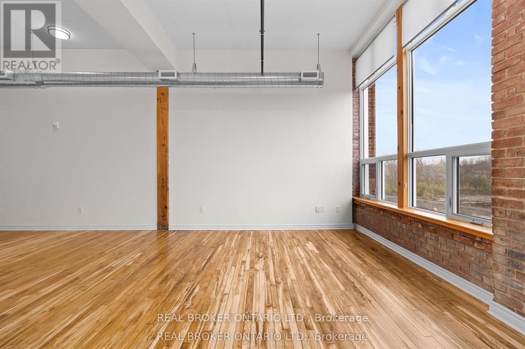 215 - 150 Mill Street Property Photo 13