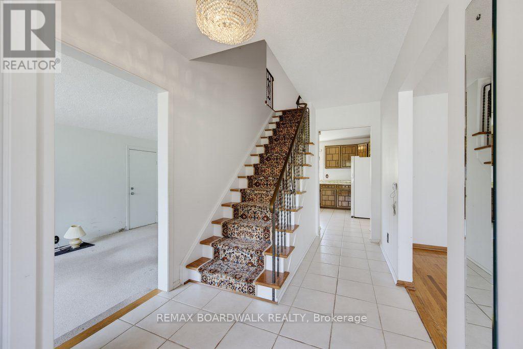 60 Northpark Drive Property Photo 3