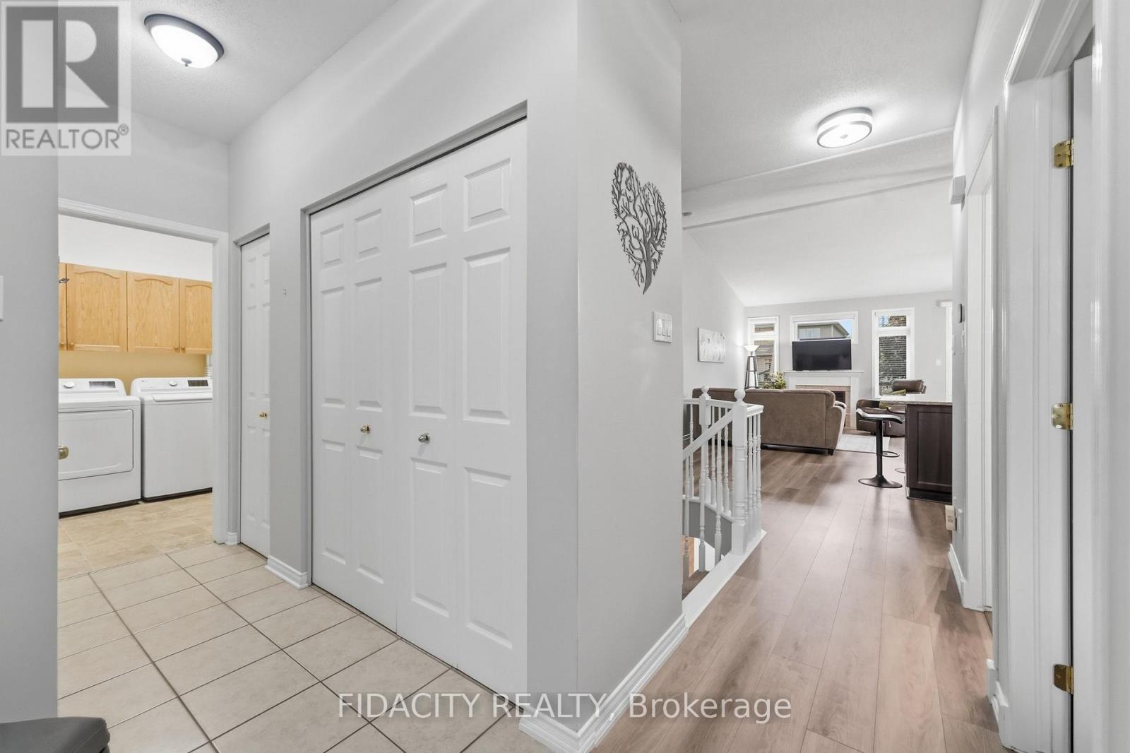 925 Burwash Landing Way Property Photo 4