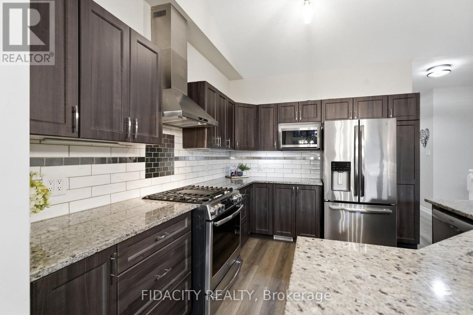 925 Burwash Landing Way Property Photo 12