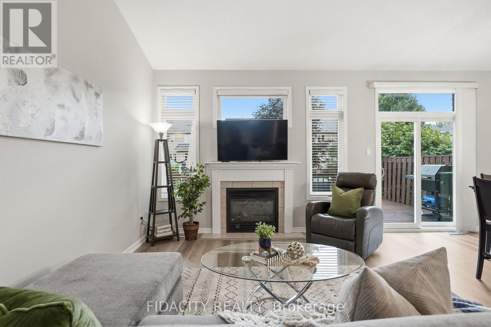 925 Burwash Landing Way Property Photo 16