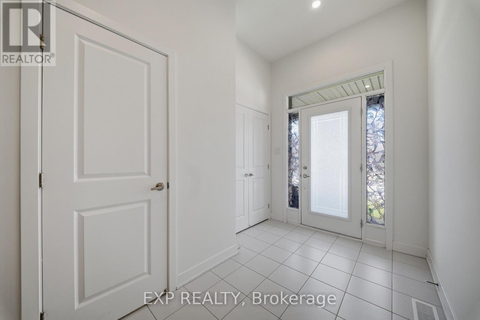 57 Robusta Lane Property Photo 2