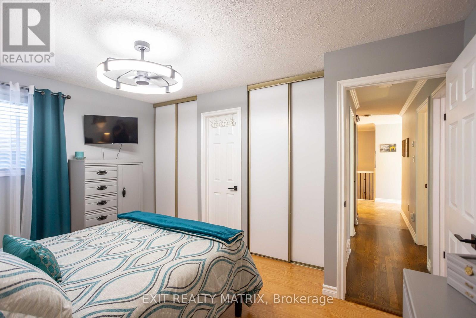 5 Gold Crescent Property Photo 19