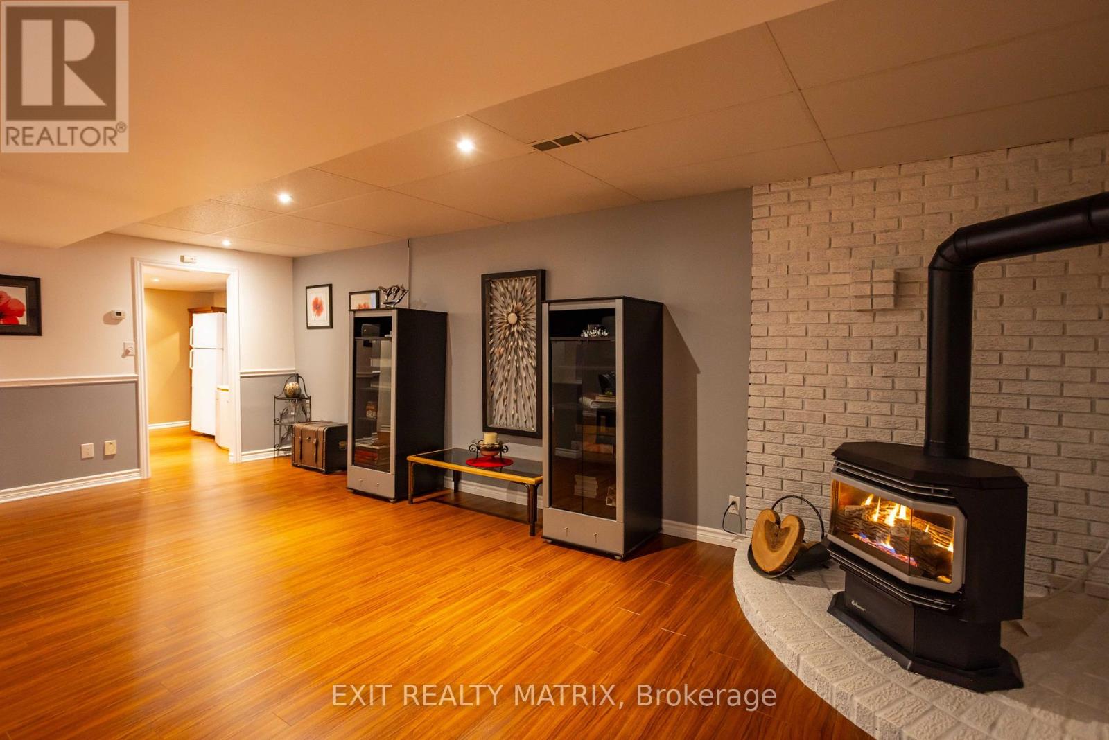 5 Gold Crescent Property Photo 26