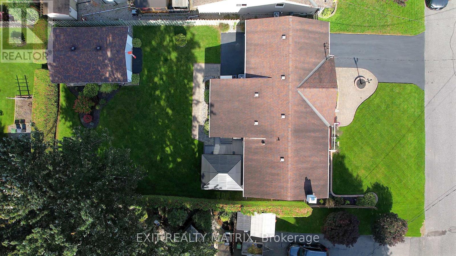 5 Gold Crescent Property Photo 34