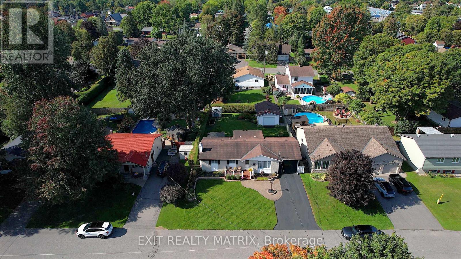 5 Gold Crescent Property Photo 35
