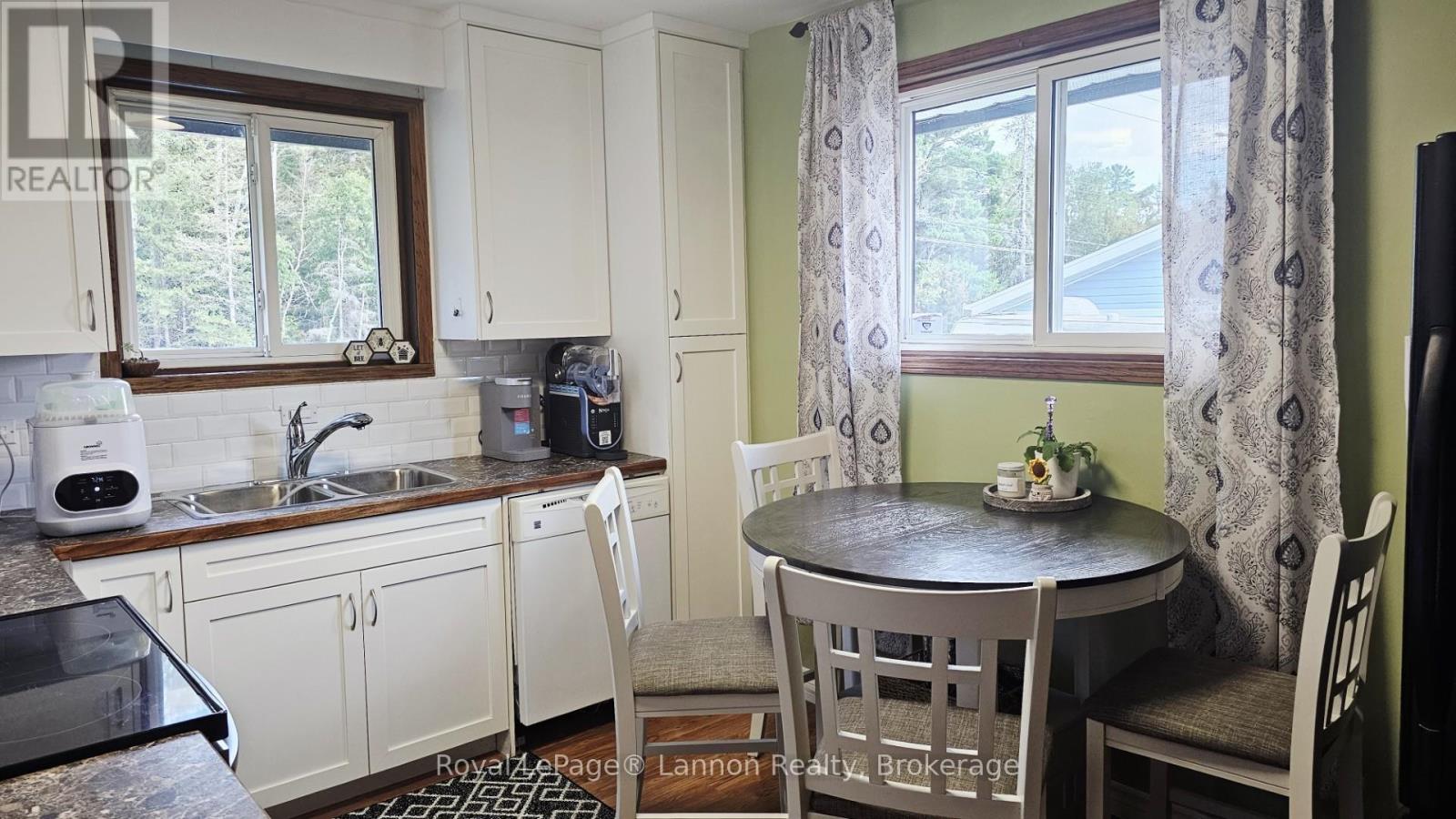 295 Cowan Street Property Photo 6