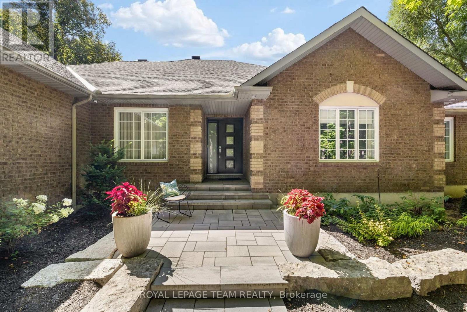 1510 REINDEER WAY Property Photo 1