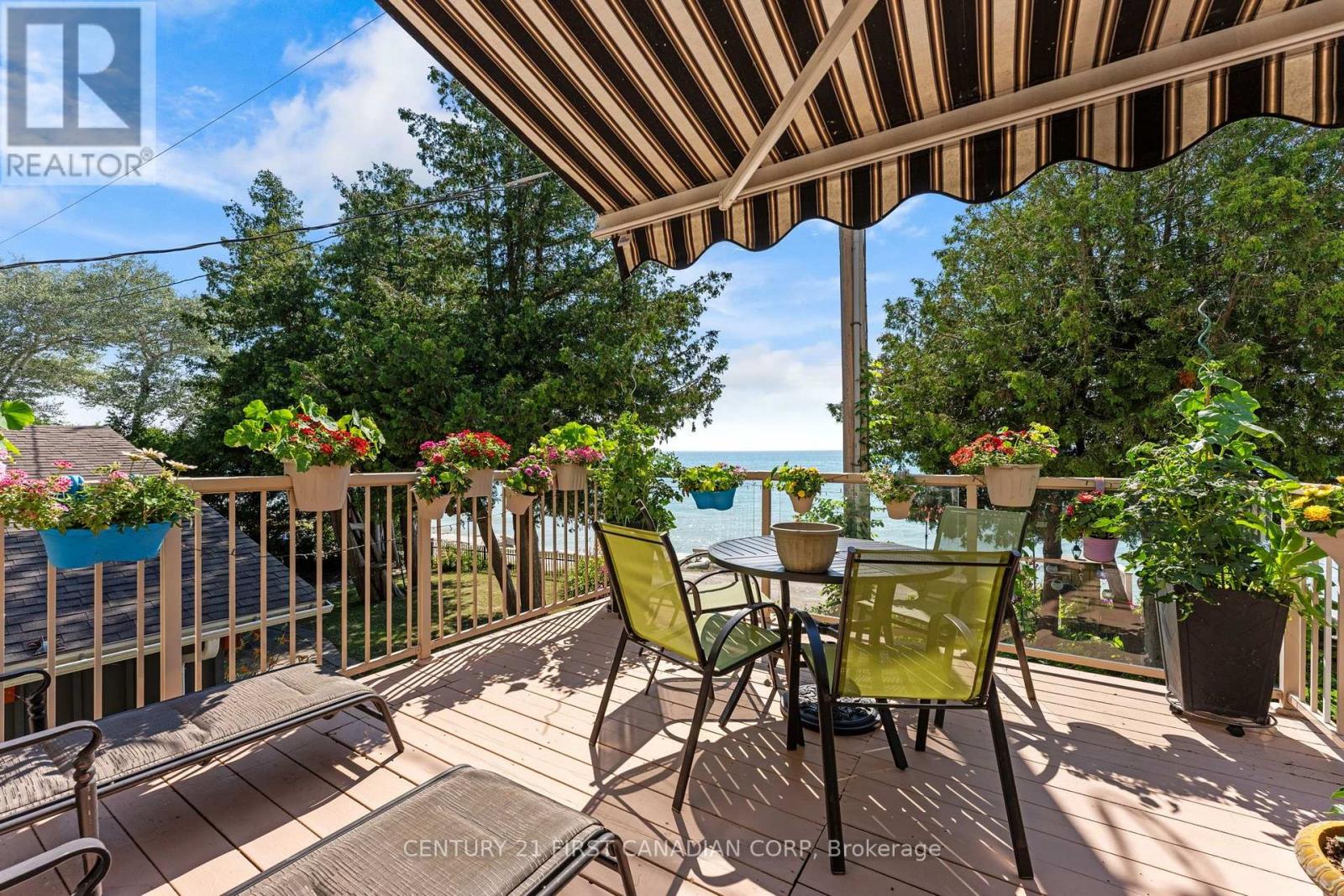 73614 Drysdale Beach Road Property Photo 3