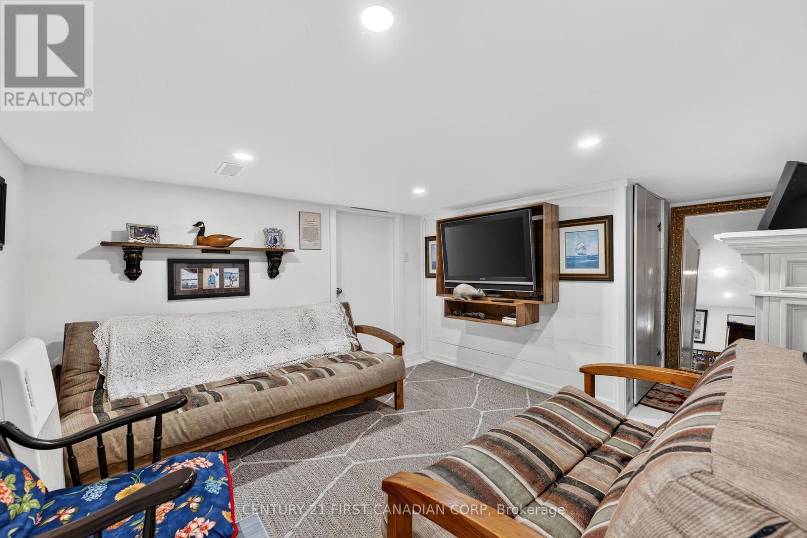 73614 Drysdale Beach Road Property Photo 28