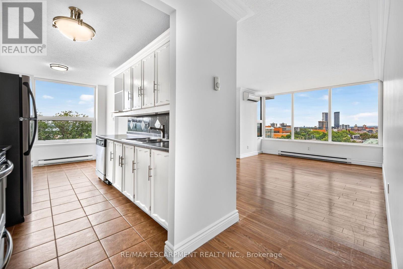 808 - 75 Queen Street N Property Photo 6