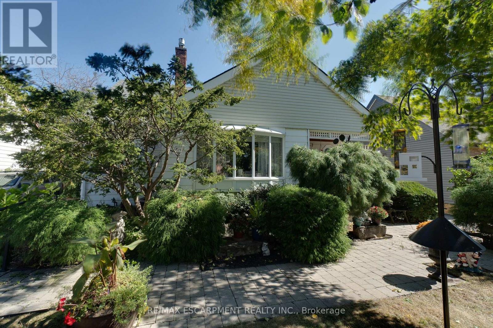 12 DON STREET Property Photo 1