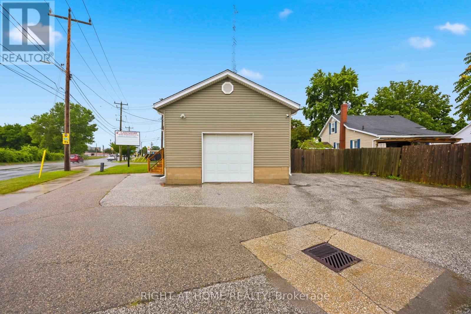 229 Water Street Property Photo 23