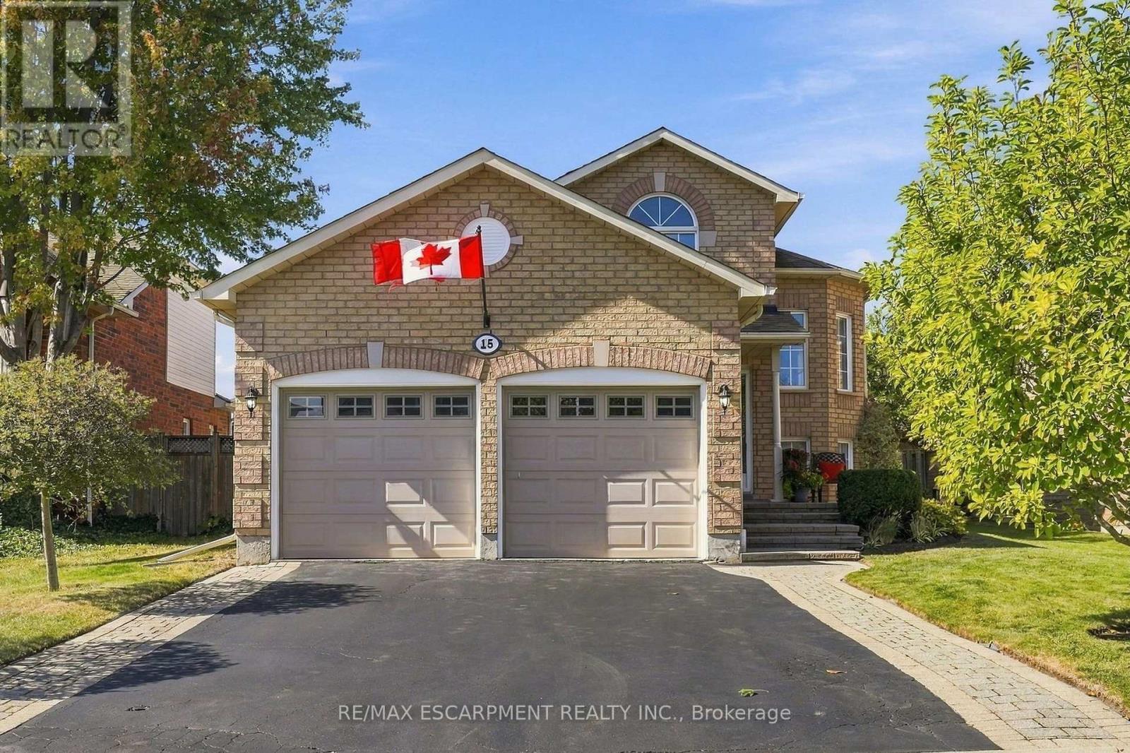 15 Dalrymple Drive Property Photo 1