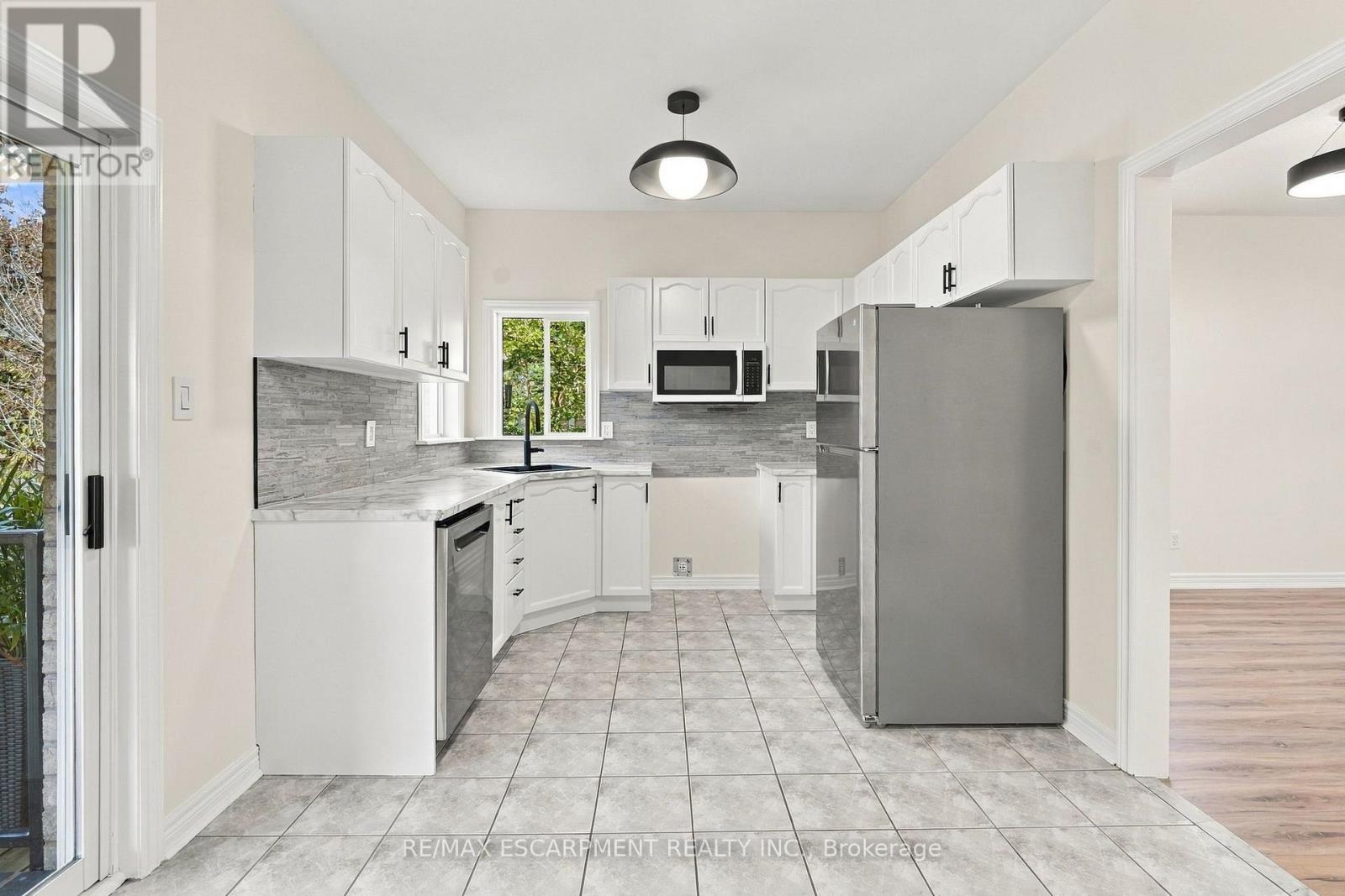 15 Dalrymple Drive Property Photo 11